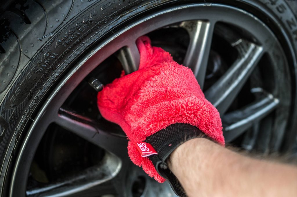 Alloy Wheel Mitt
