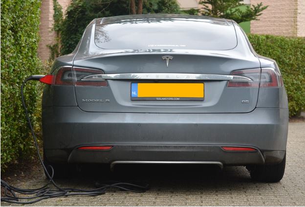tesla plugged in