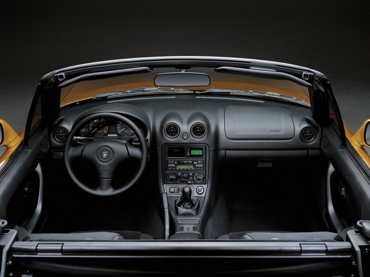 MAZDA MIATA MX-5 (NB)