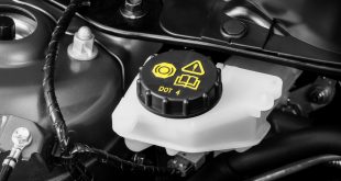 Brake fluid reservoir