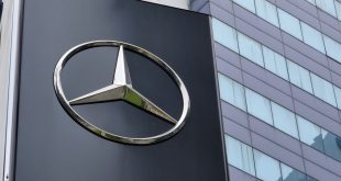 Mercedes-Benz emblem