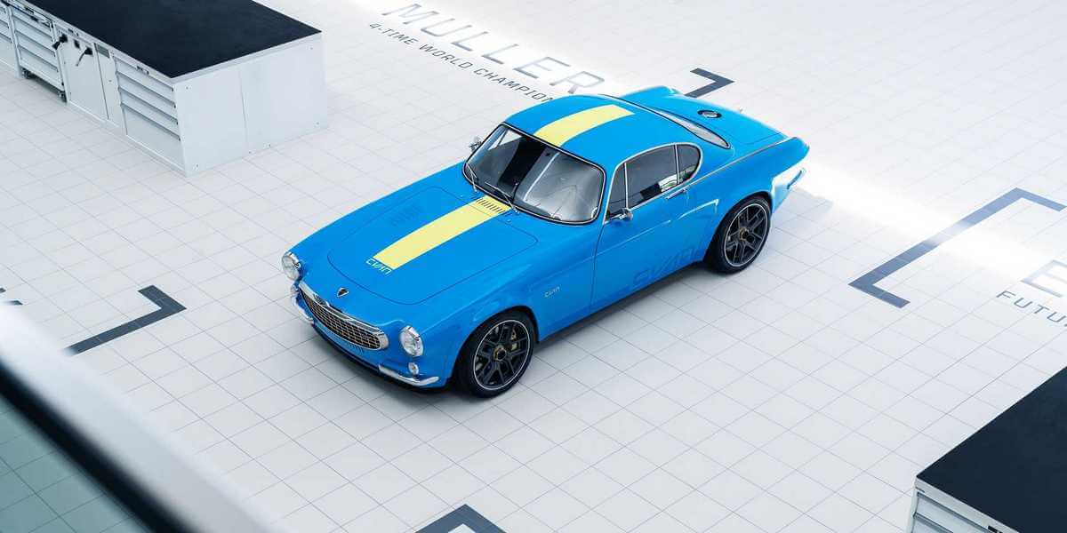 volvo-p1800-cyan