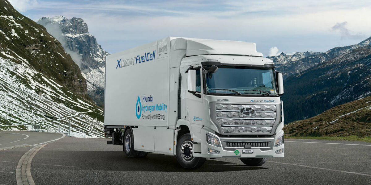 Hyundai delivery Xcient fuel cell trucks