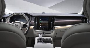 Volvo android infotainment