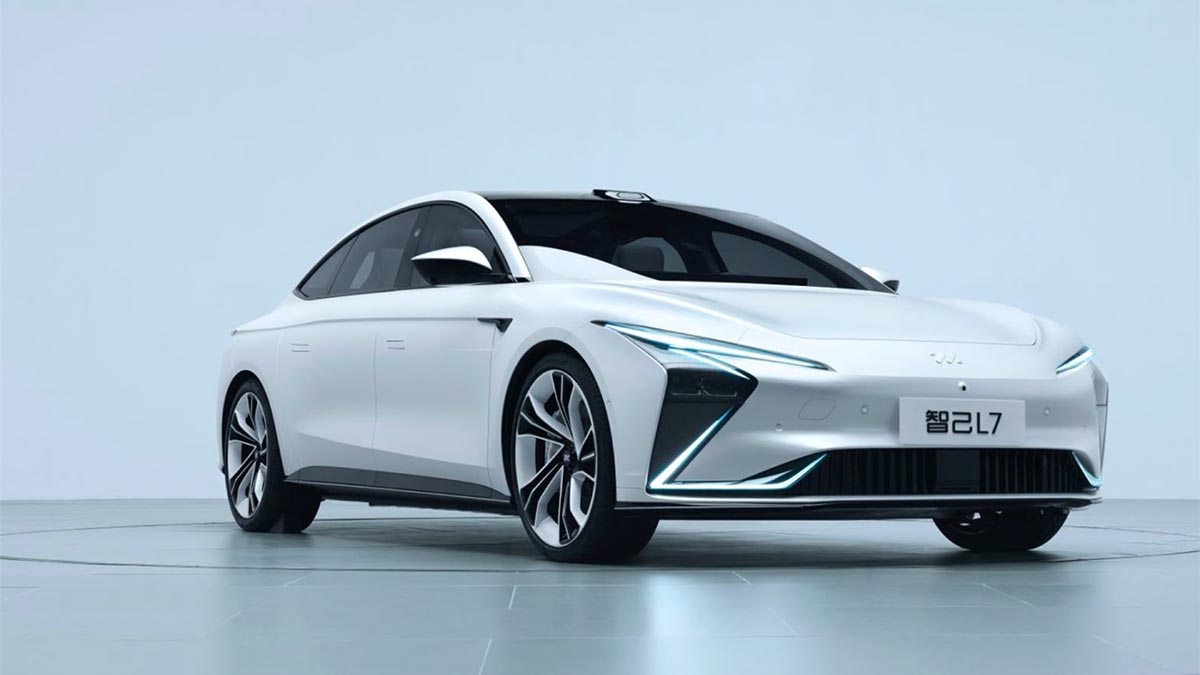 Zhiji L7 front 3/4