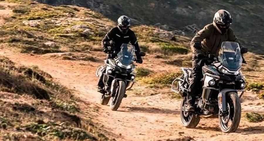 CFMoto 800MT 