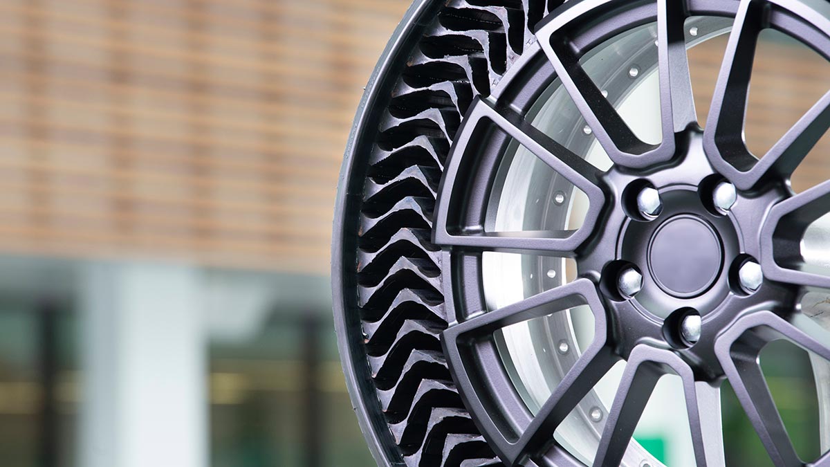 Michelin Will Manufacture Tires from Recycled Plastic Bottles