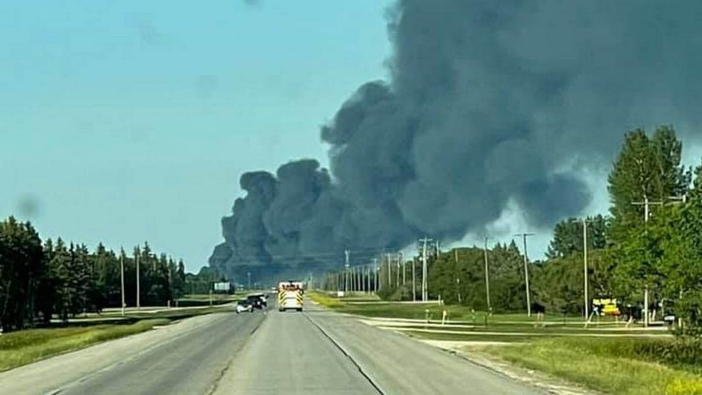 100 Tons of Liion Batteries Explode in IL, Show How Dangerous They Are