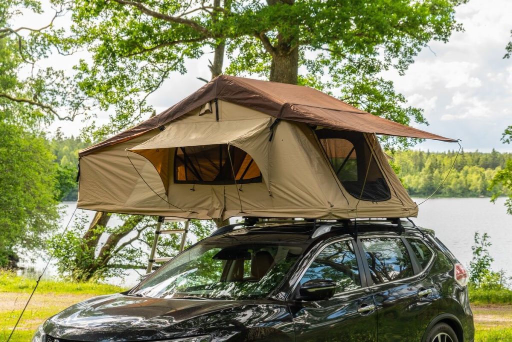 Rooftop tent on an SUV