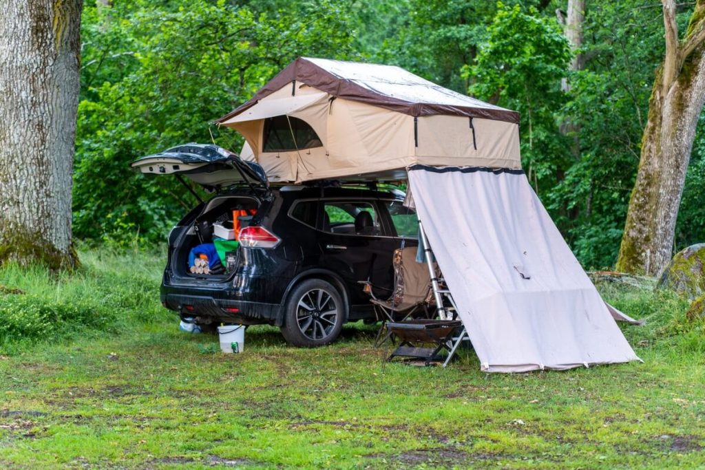 SUV tent camping