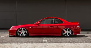 Honda Prelude with air suspension