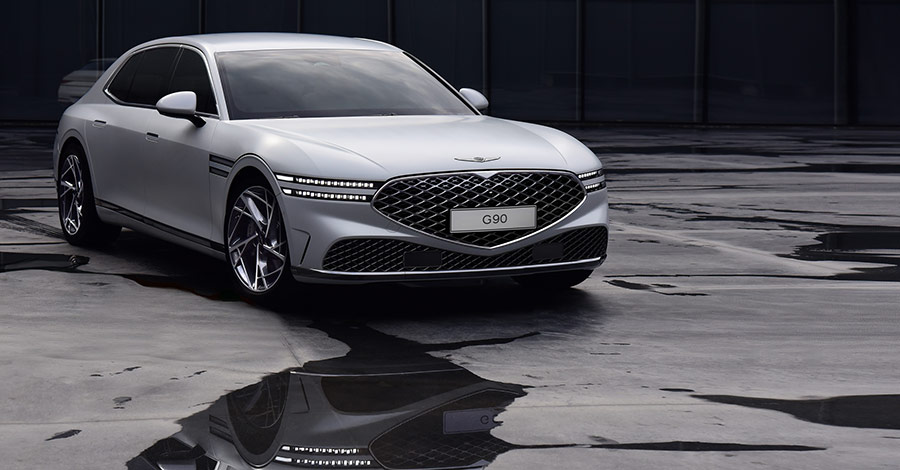 2023 Genesis G90