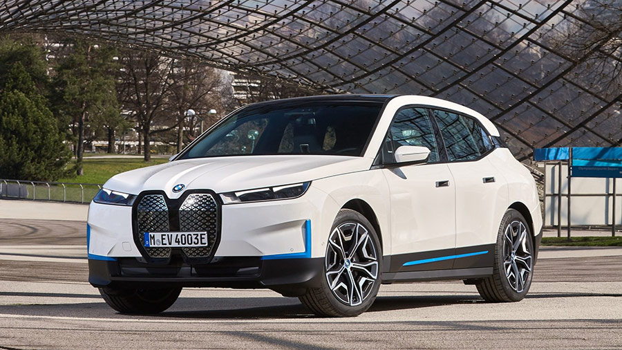 BMW iX