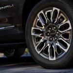 GMC Yukon Denali Ultimate