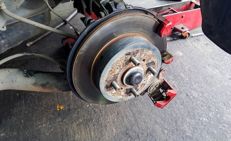 Take out the old brake pads