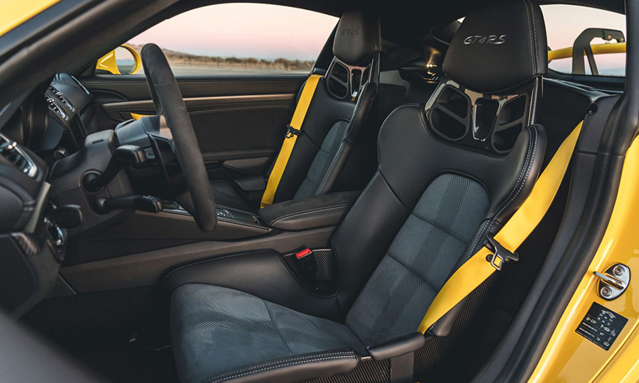 Porsche 718 Cayman GT4 RS