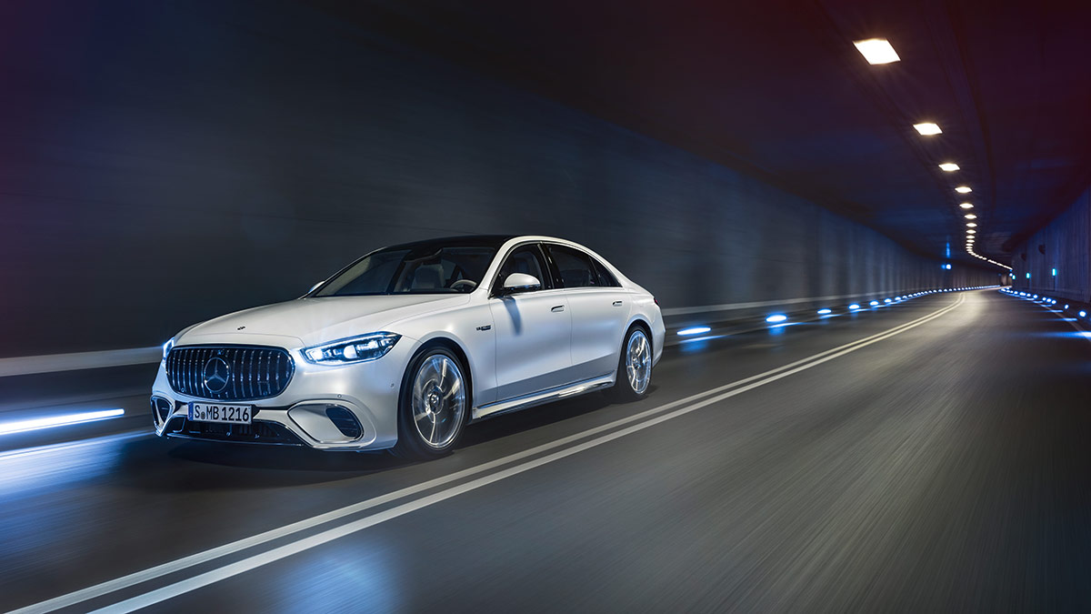 2023 Mercedes-AMG S63 E Performance