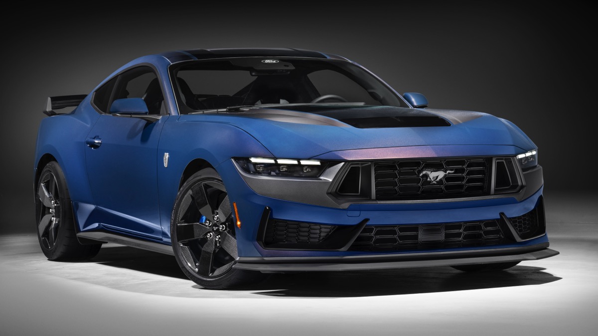 Ford Mustang Dark Horse