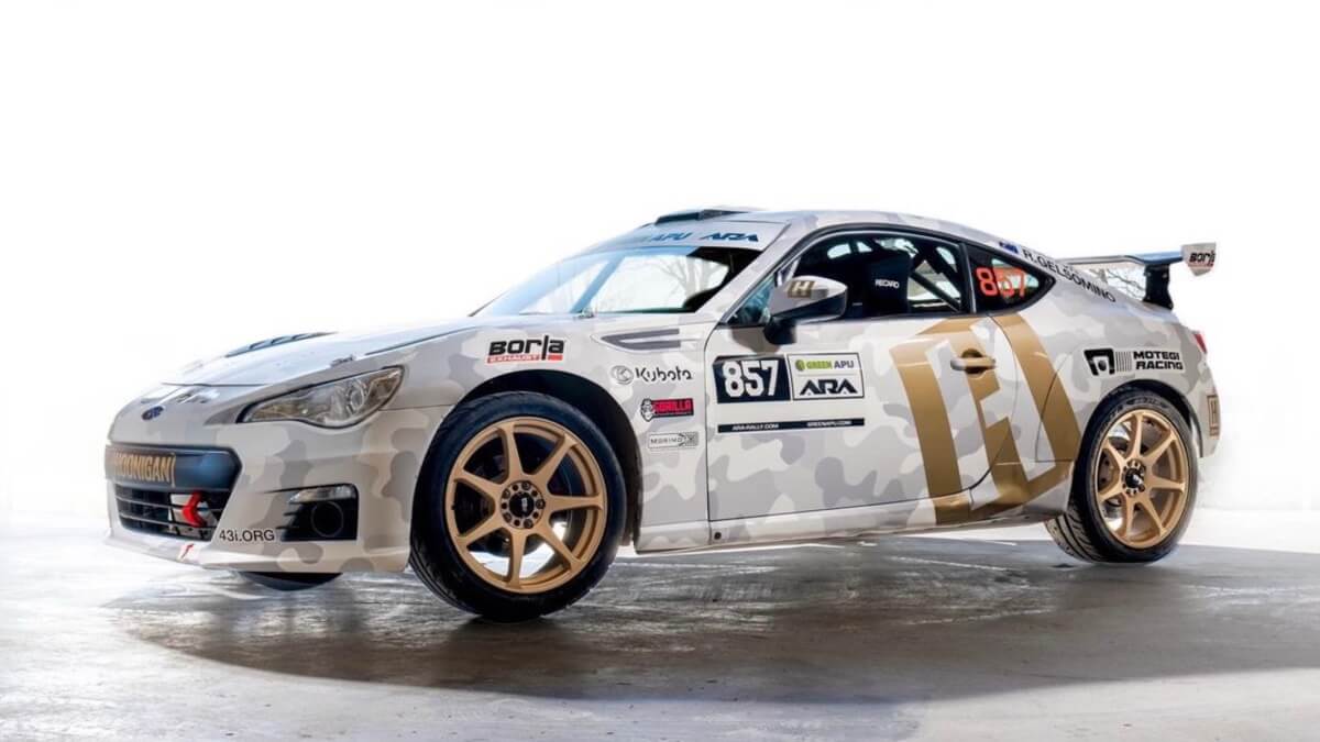 Lia Block Subaru BRZ