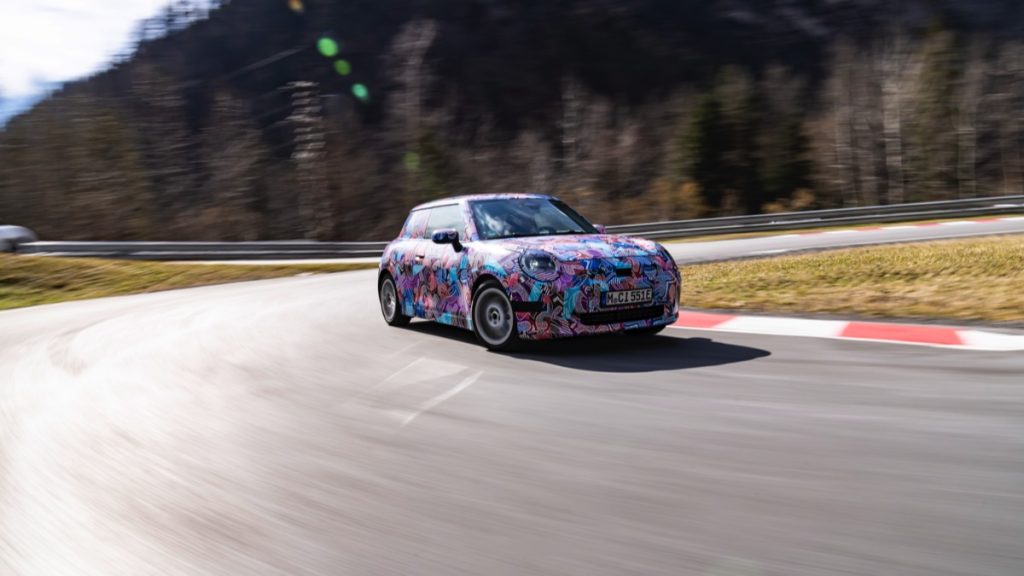 New MINI Cooper Electric: All-Electric Driving Fun for the Future