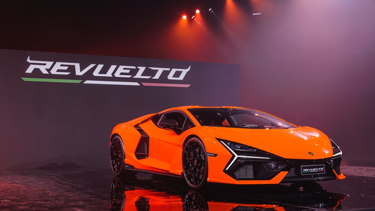 lamborghini revuelto