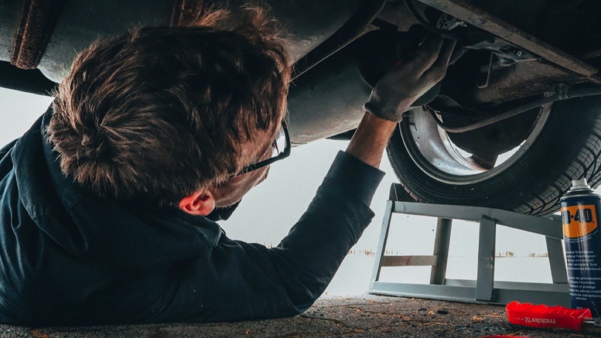 Hiring and Managing Skilled Technicians for Your Auto Repair Shop