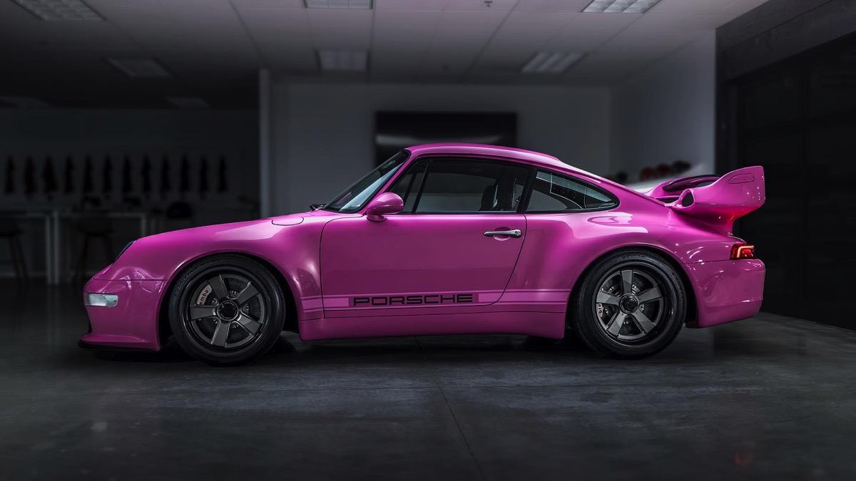 Gunther Werks Porsche 911 (993) "Bubblegum"