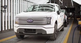 Ford Restarts F-150 Lightning Production with Triple Capacity