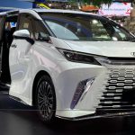 Lexus LM