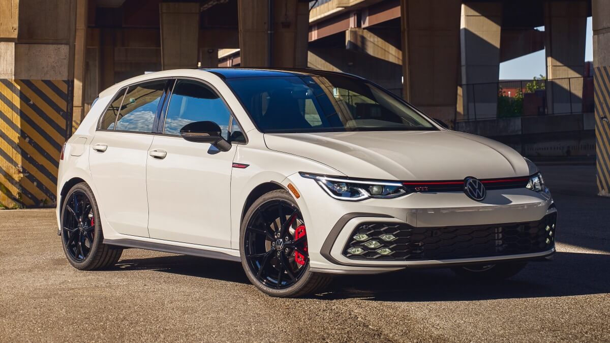 Special-Edition 2024 Volkswagen Golf GTI 380 Celebrates the Manual Transmission in VW's Hot Hatch