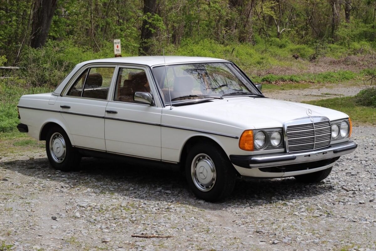 10 Cars That Reached the Million-Mile Club