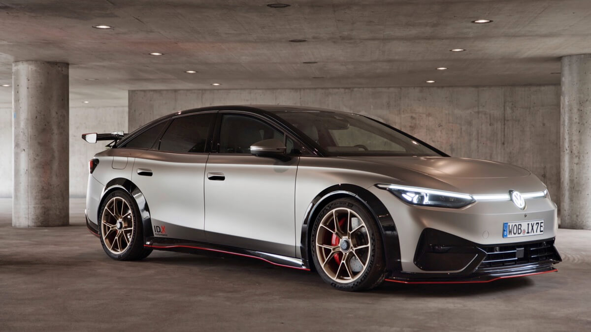 Volkswagen Presents the Concept Car ID.X Performance in Locarno