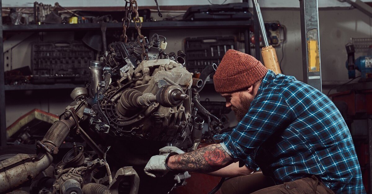 DIY'er fixing engine