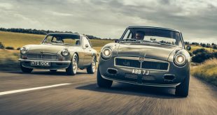You Can Have This MGB Restomod Either with Electric Motor or Full-Blown V8, a Win for Both Factions