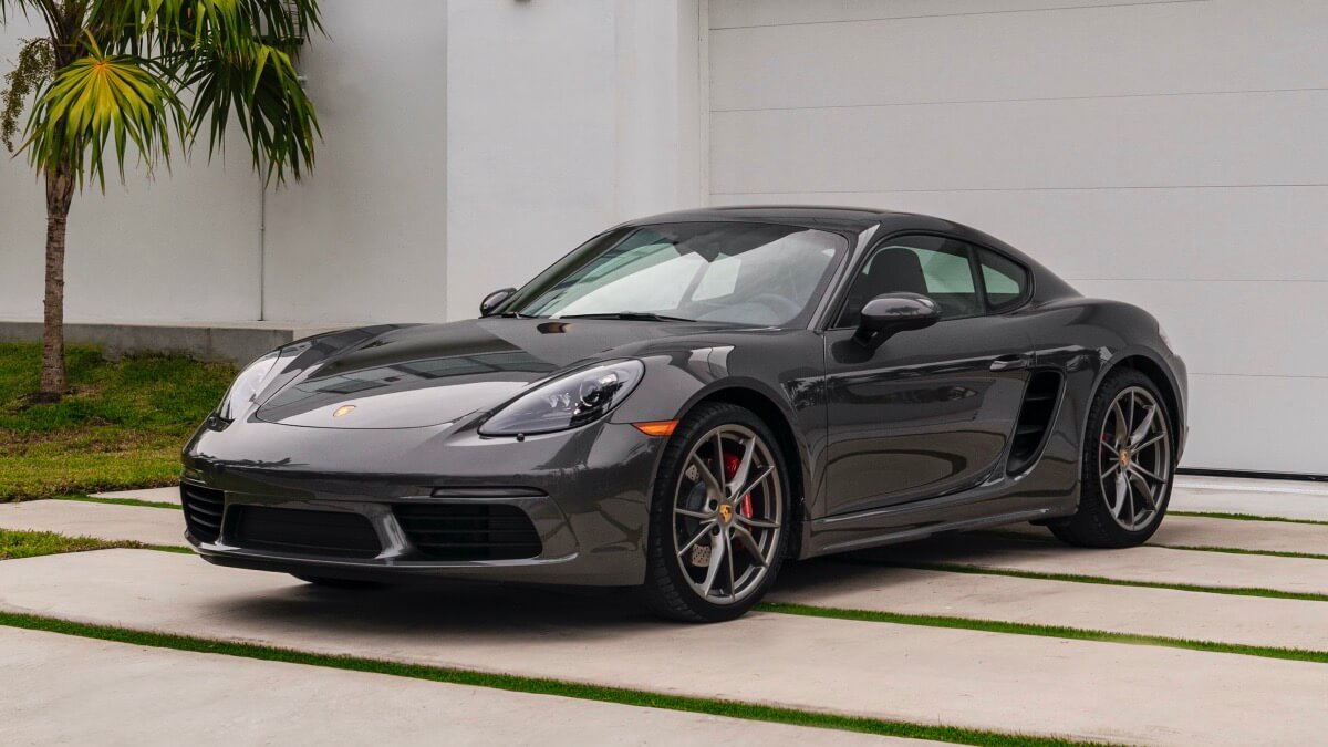 Porsche 718 Cayman S