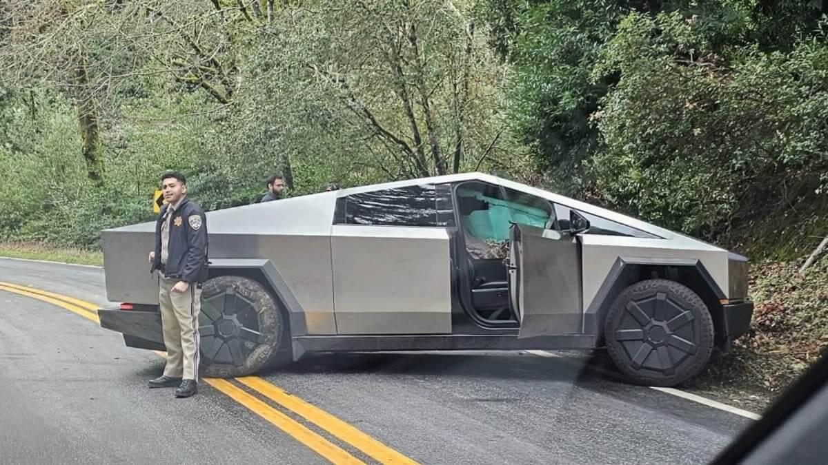 Tesla Cybertruck Endures Its First Public Road Incident Against a Toyota Corolla