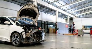 Auto repair service center