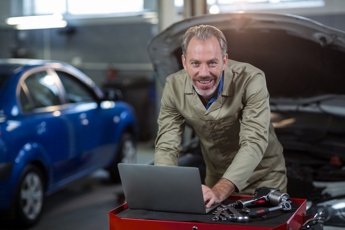 Auto mechanic using downtime to train and study