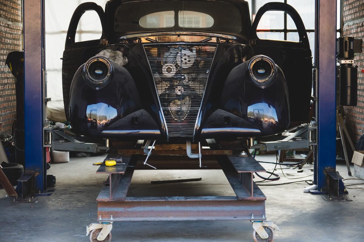 Restoring an old classic car