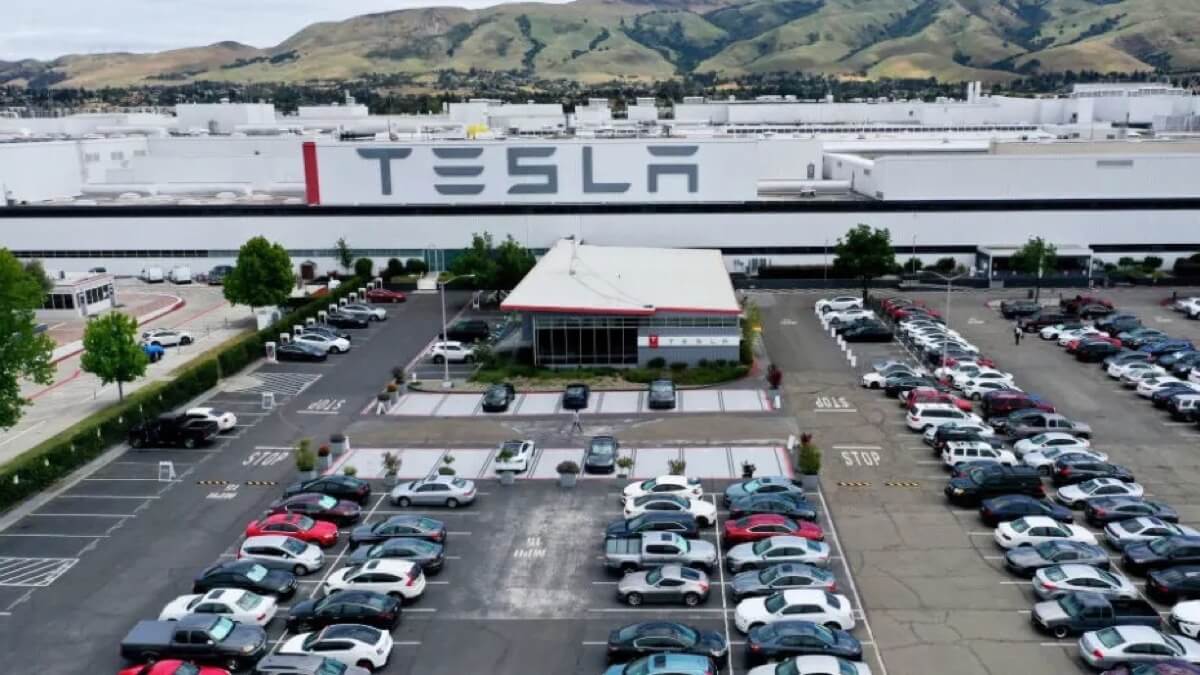 Tesla to Pay $1.5 Million Settlement After Being Sued for Bad Waste Management