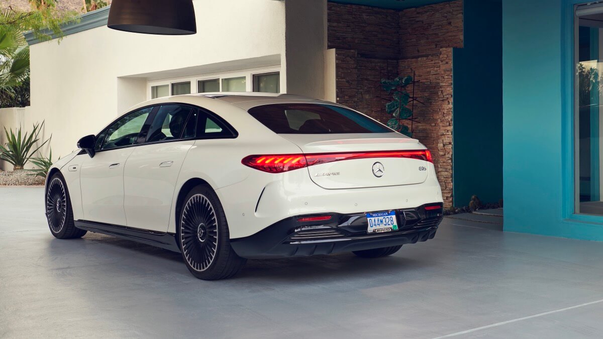 Mercedes-Benz EQS
