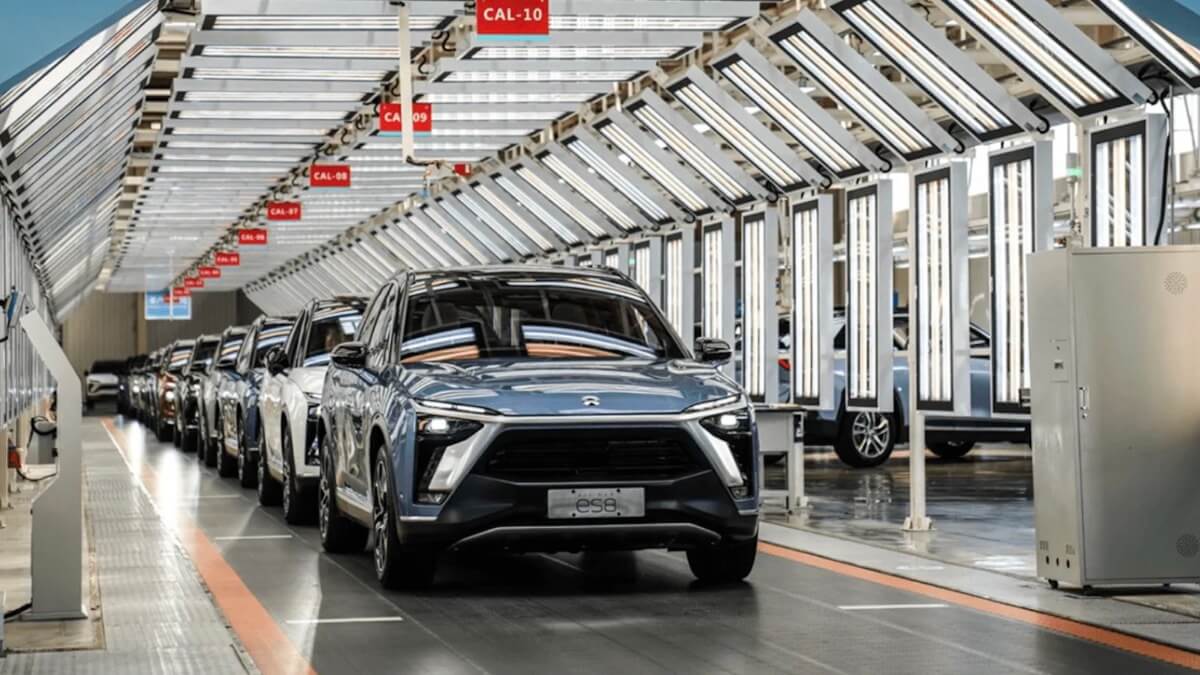 Nio ES8