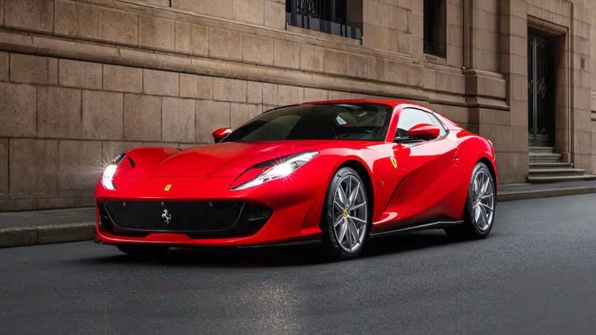 Ferrari 812 GTS