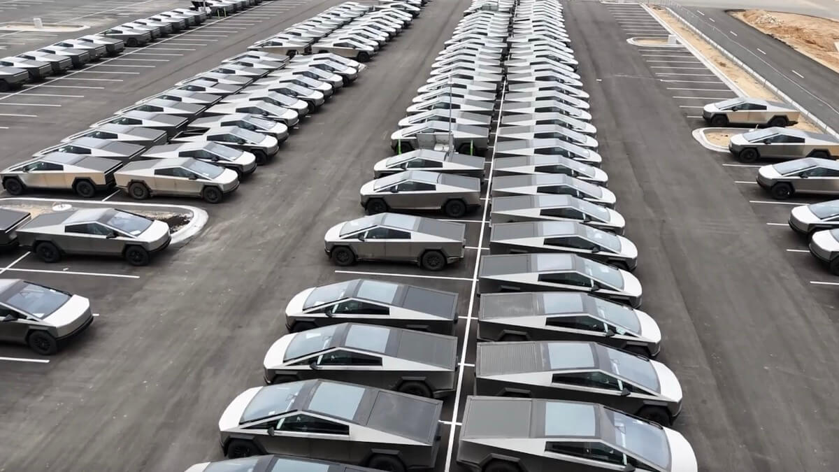 Tesla Cybertruck fleet