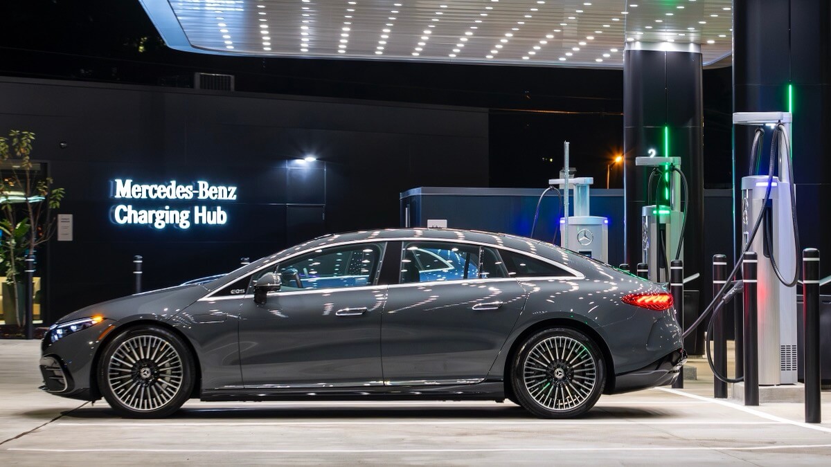 Mercedes EQS